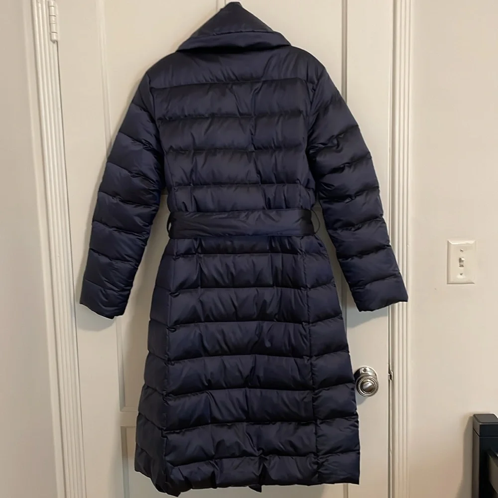 Brooks Brothers Down Water-Resistant Belted Puffer Coat in Navy NWT Sold Out - Picture 4 of 8